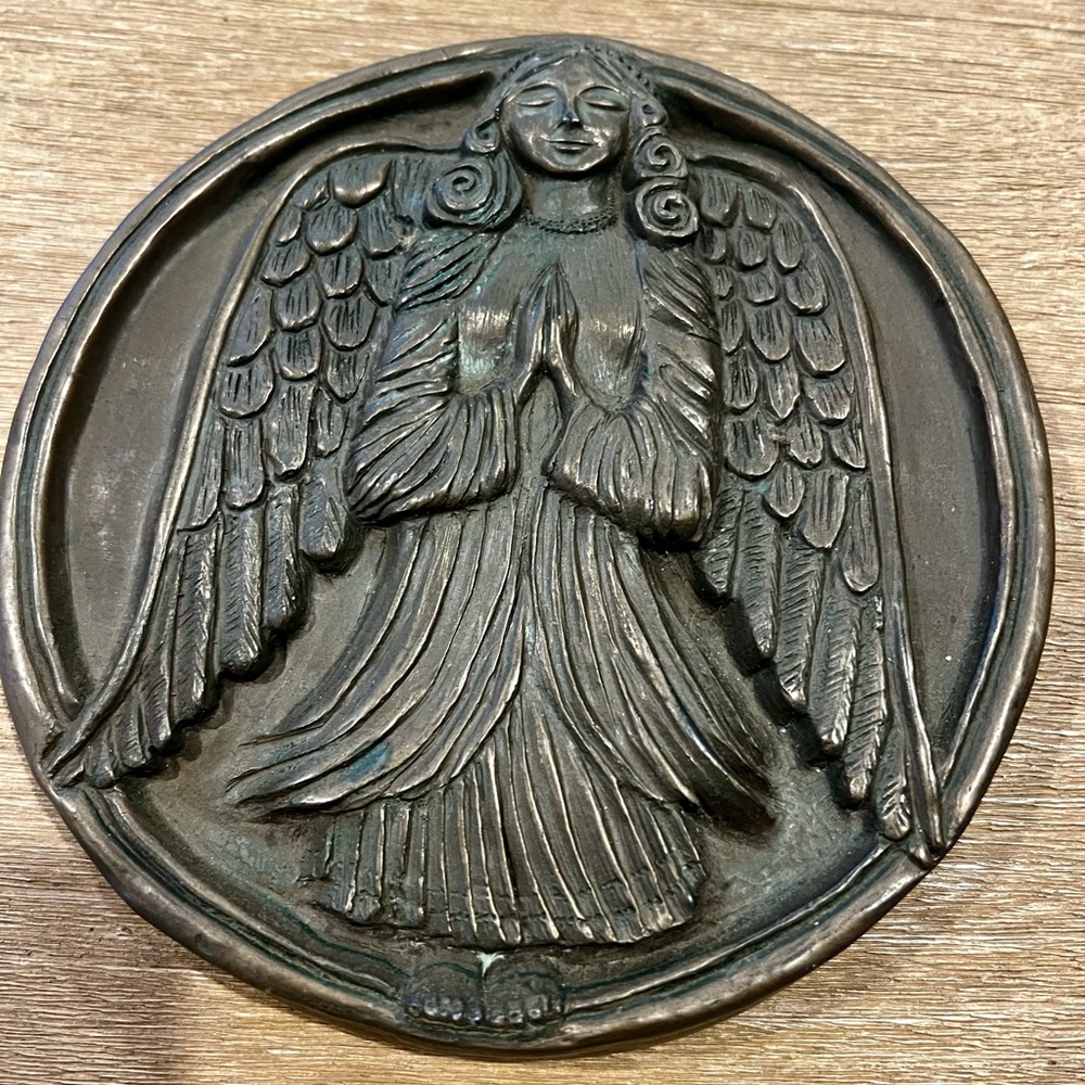 Wild Goose Studio Angel Plaque – Guardian of Home & Family – 6” Made in Ireland